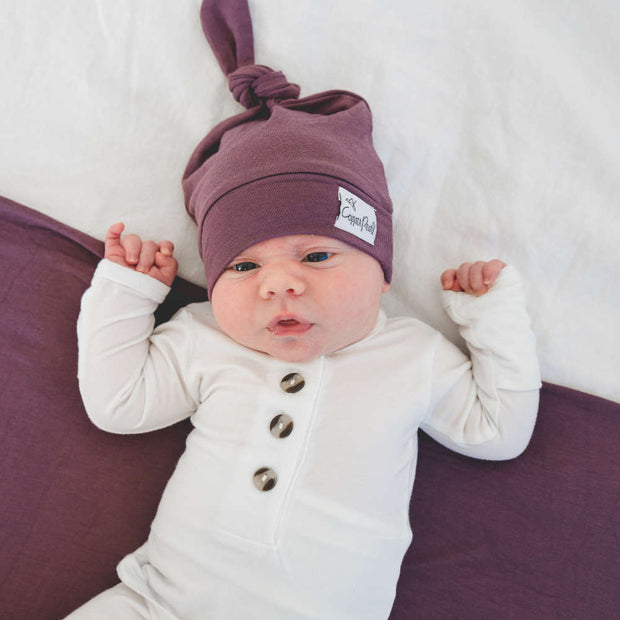 Copper Pearl Top Knot Hat | Plum