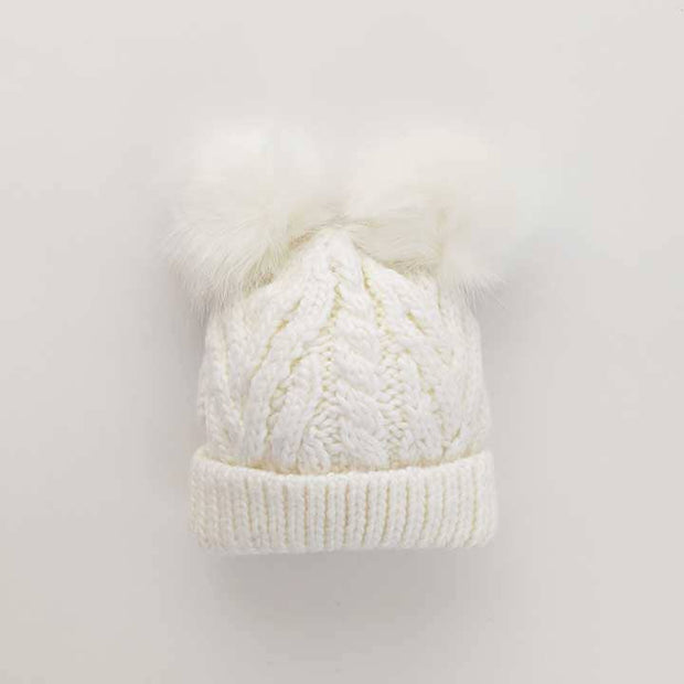 Winter White Fluffer Beanie Hat Baby & Kids: S (0-6 Months)