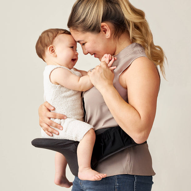 *NEW* Itzy Hold & Fold™ - Hip Seat Carrier
