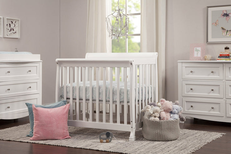 DaVinci Kalani 2 in 1 Mini Crib Twin Bed The Baby s Crib