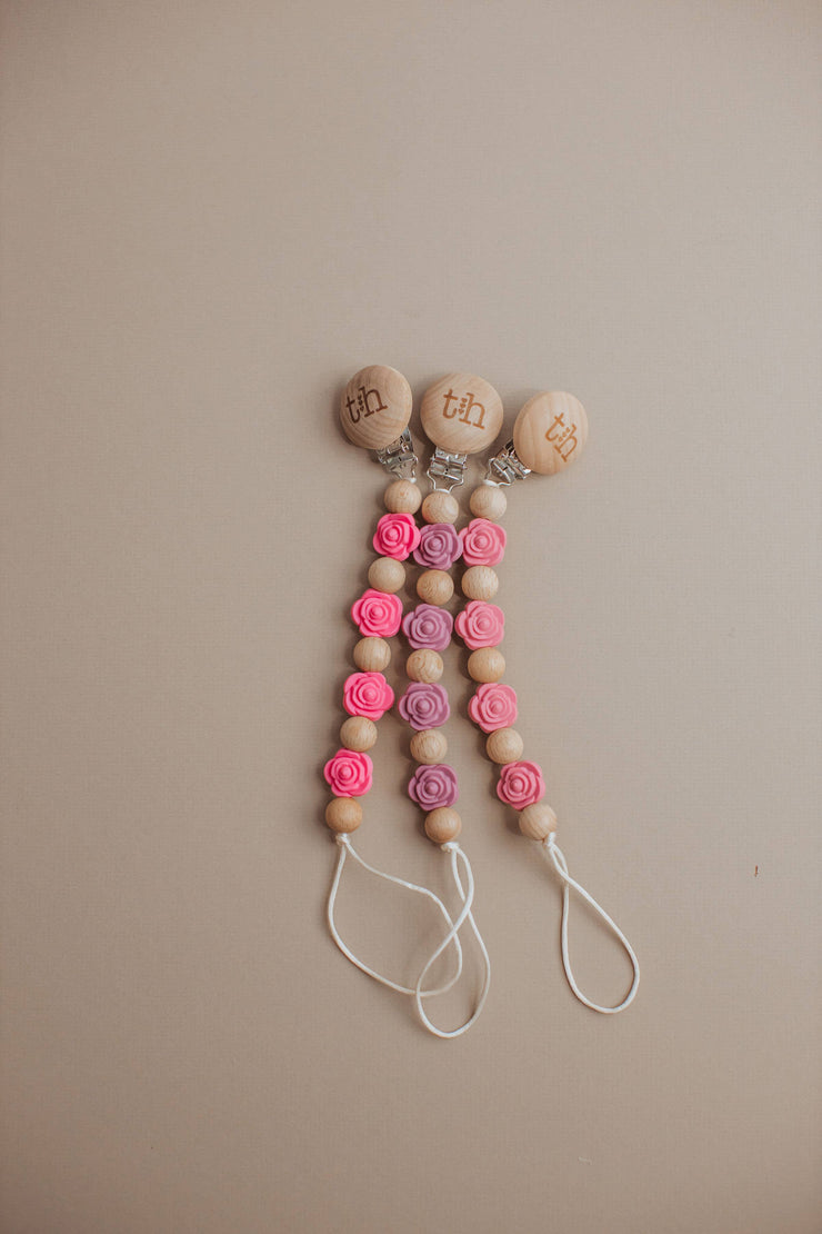 Rosette Pacifier/Toy Clip (Grande)