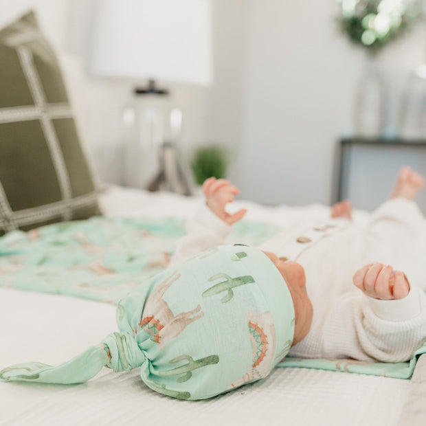 Copper Pearl Top Knot Hat | Cusco