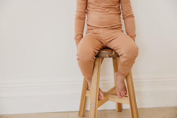 Copper Pearl 2-Piece Long Sleeve Pajama Set | Pecan