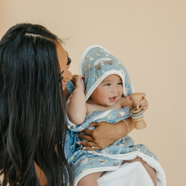Copper Pearl Premium Knit Hooded Towel | Bridger
