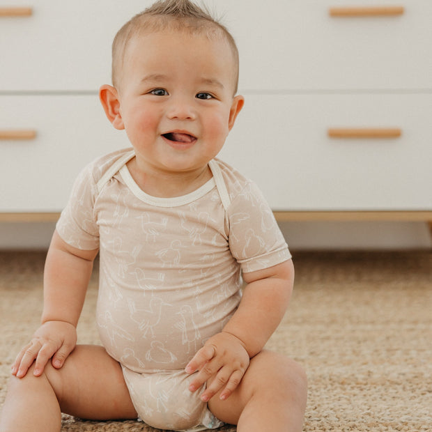 Copper Pearl Short Sleeve Bodysuit | Sandy