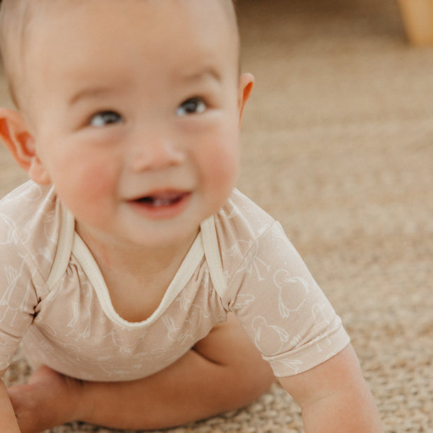 Copper Pearl Short Sleeve Bodysuit | Sandy