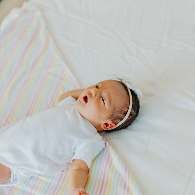 Copper Pearl Classic Nylon Bow | Lucky