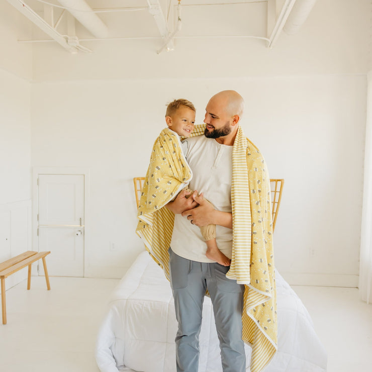 Copper Pearl Three-Layer Jumbo Quilt | Honeycomb