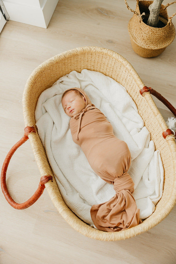 Copper Pearl Baby Bonnet | Pecan