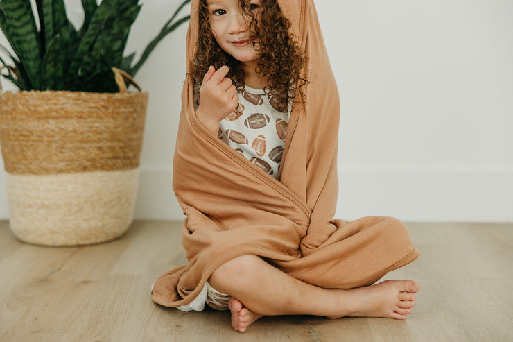 Copper Pearl Premium Knit Hooded Towel | Pecan