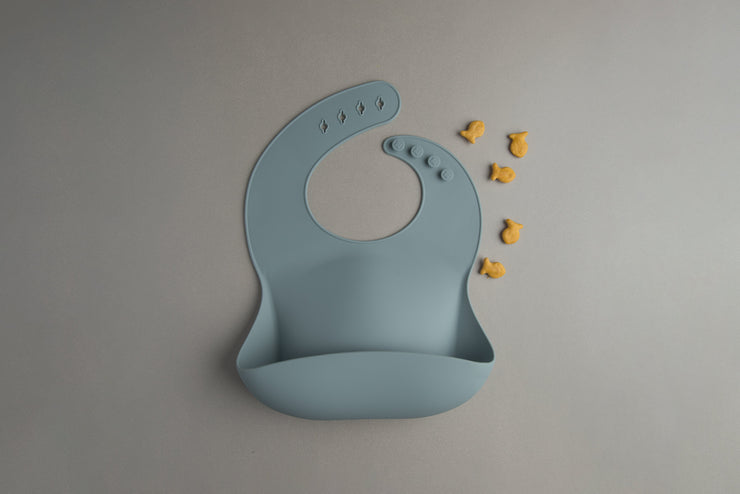 Loulou Lollipop Silicone Bib | Slate