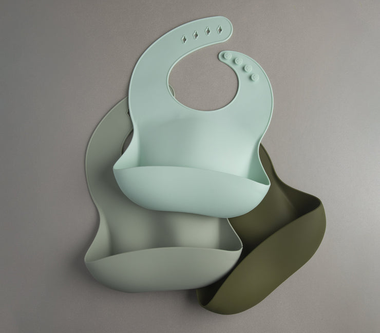 Loulou Lollipop Silicone Bib | Silver Sage