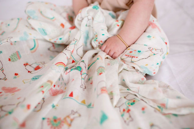 Loulou Lollipop Muslin Quilt Blanket | Llama