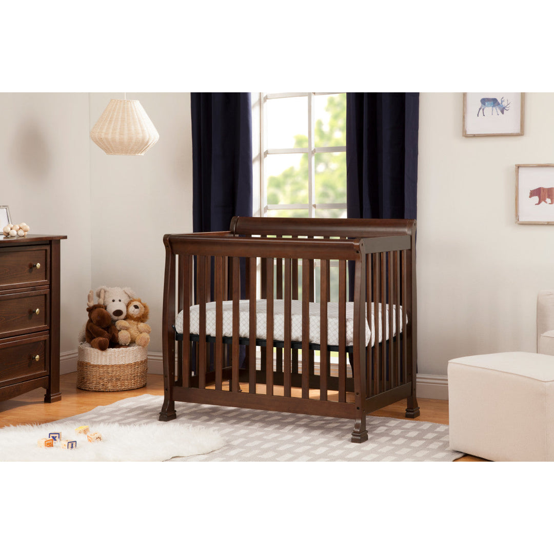 DaVinci Kalani 2 in 1 Mini Crib Twin Bed The Baby s Crib