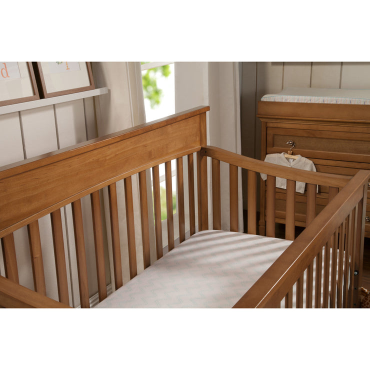 DaVinci Grove 4-in-1 Convertible Crib