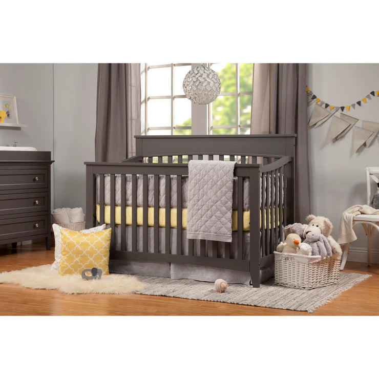 DaVinci Grove 4-in-1 Convertible Crib