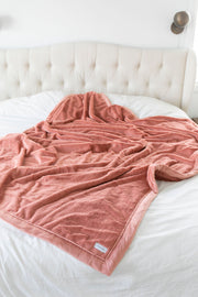 Saranoni Lush Blankets