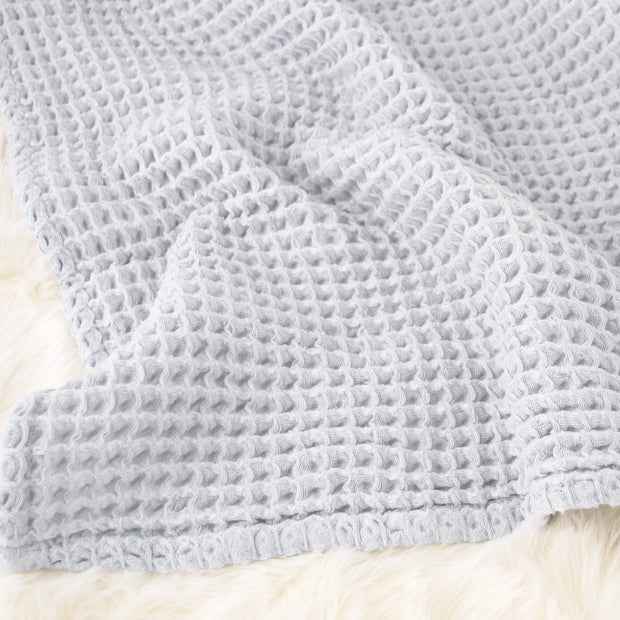 Sugar + Maple Honeycomb Blanket - Pale Blue