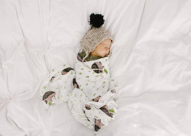 Little Unicorn Deluxe Swaddle | Hedgehog