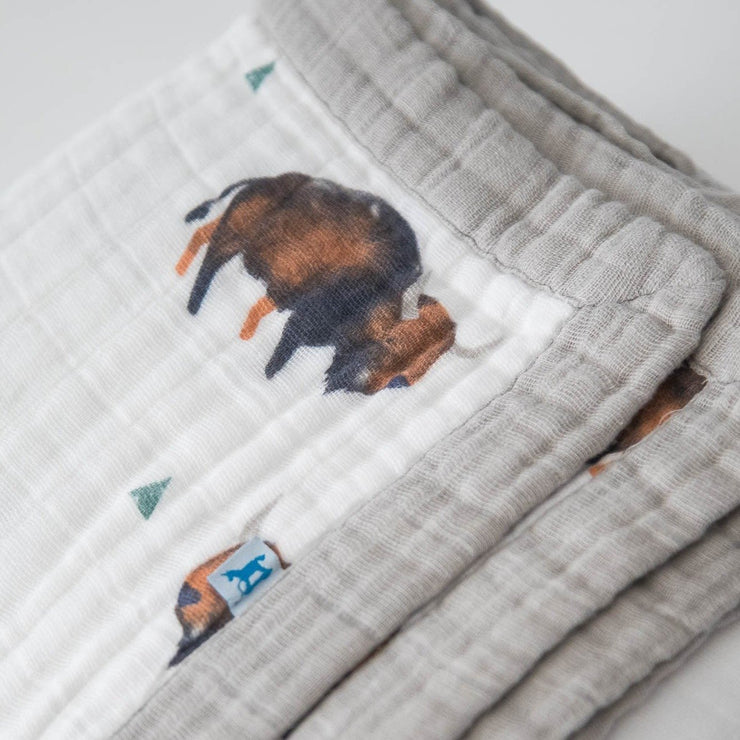 Little Unicorn Big Kid Cotton Muslin Quilt | Bison